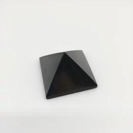 SHUNGIT PIRAMIS 3CM